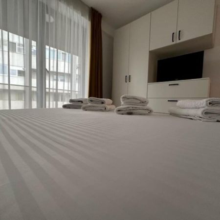 Escape Lounge Daire Craiova Dış mekan fotoğraf