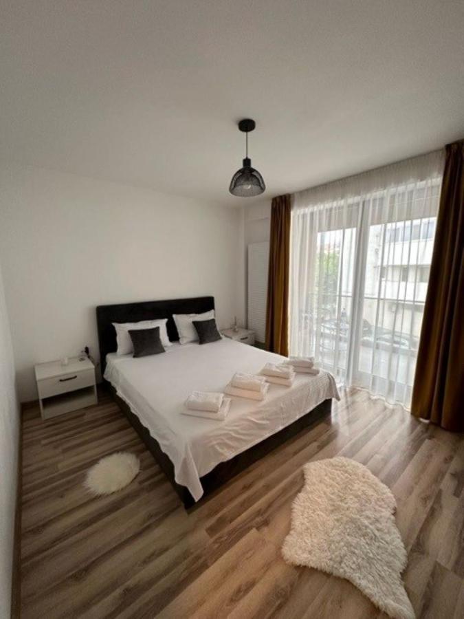 Escape Lounge Daire Craiova Dış mekan fotoğraf